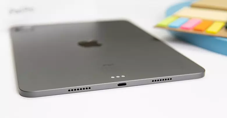 Máy tính bảng Apple iPad Pro M1 2021 11 inch Wifi 128GB Xám MHQR3ZA/A có thời lượng pin lớn